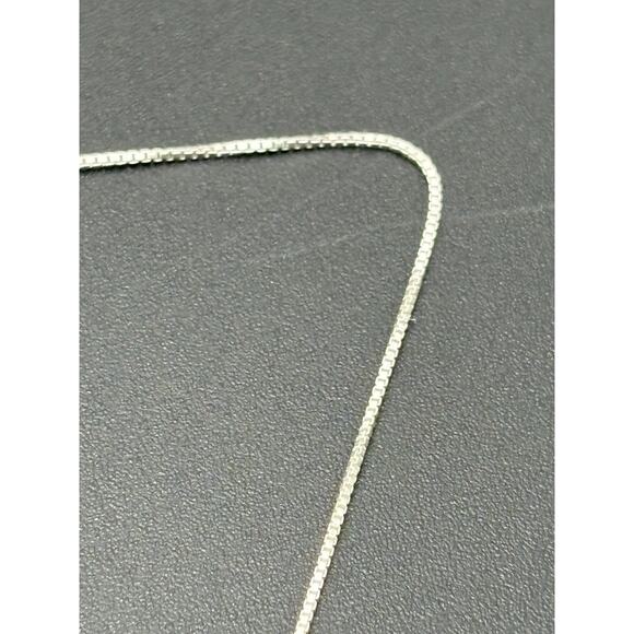 New Condition 18" Sterling Silver Turquoise Dog Cat Paw Pendant Necklace - Picture 7 of 11